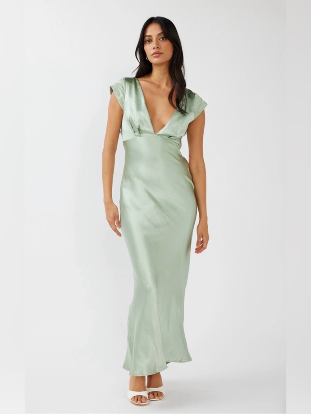 Selfie Leslie Lucinda V-Neck Twist Back Midi Dress Sage size Medium - Picture 3 of 9